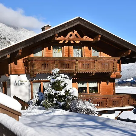 Haus Marco 아파트 *